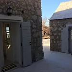Tom House