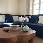 Tom House