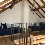 Tom House Semesterbostad