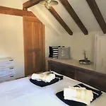 Tom House * Murvica (Brac)