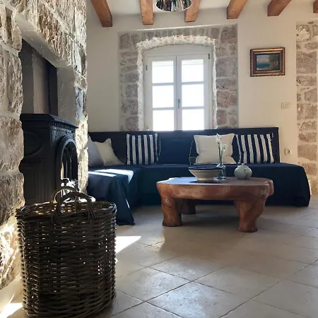Holiday home Tom House Murvica (Brac)