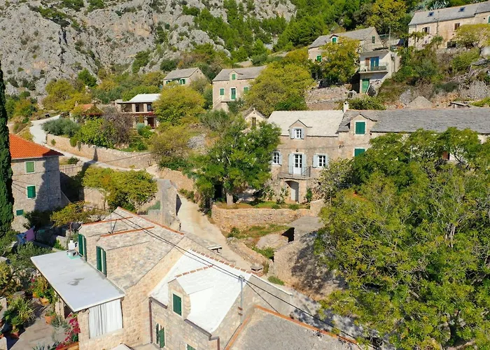 Feriehus Tom House Murvica (Brac)