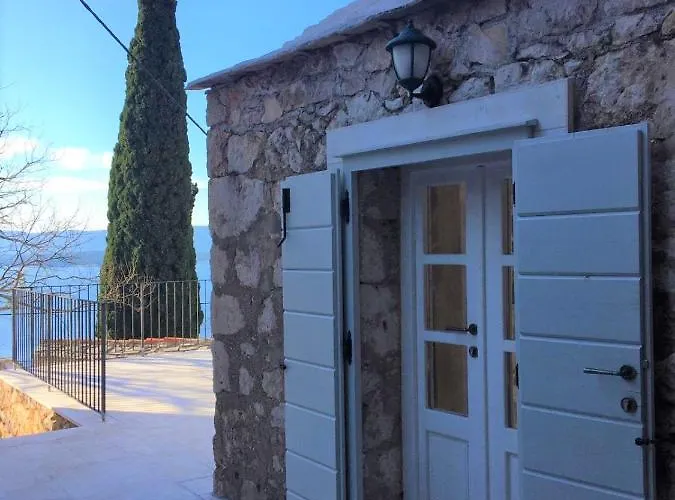 Tom House Feriehus Murvica (Brac)