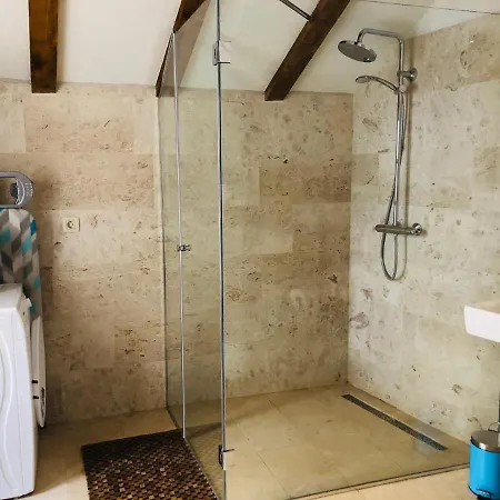 بيت للعطل Tom House مورفيكا