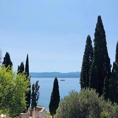 بيت للعطل Tom House *