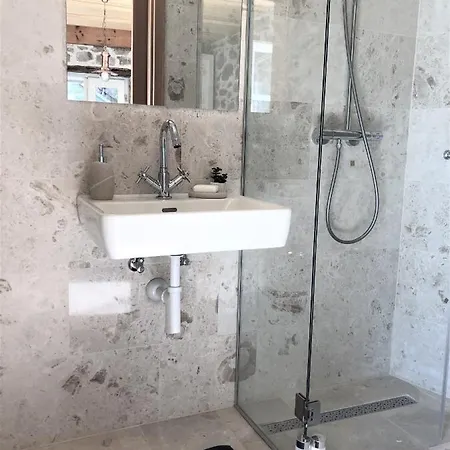 Tom House بيت للعطل مورفيكا