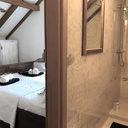 Tom House * مورفيكا